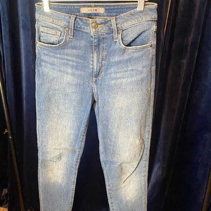 Joe's blue skinny jeans, size W 27